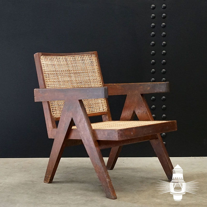 easy armchair jeanneret